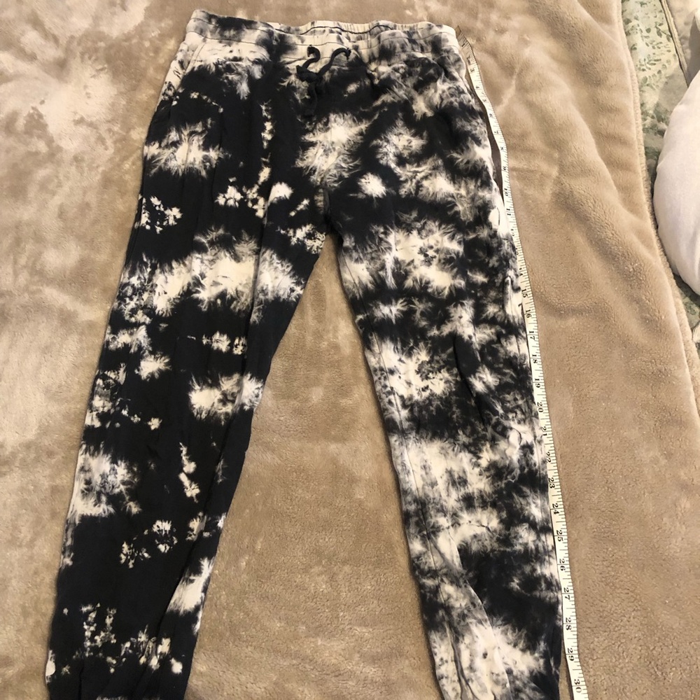 Tie-Dye Jogger Pants - Black and White